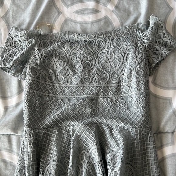 Small Rewind off the shoulder lace dress. Lightly used only worn once. - Picture 2 of 4